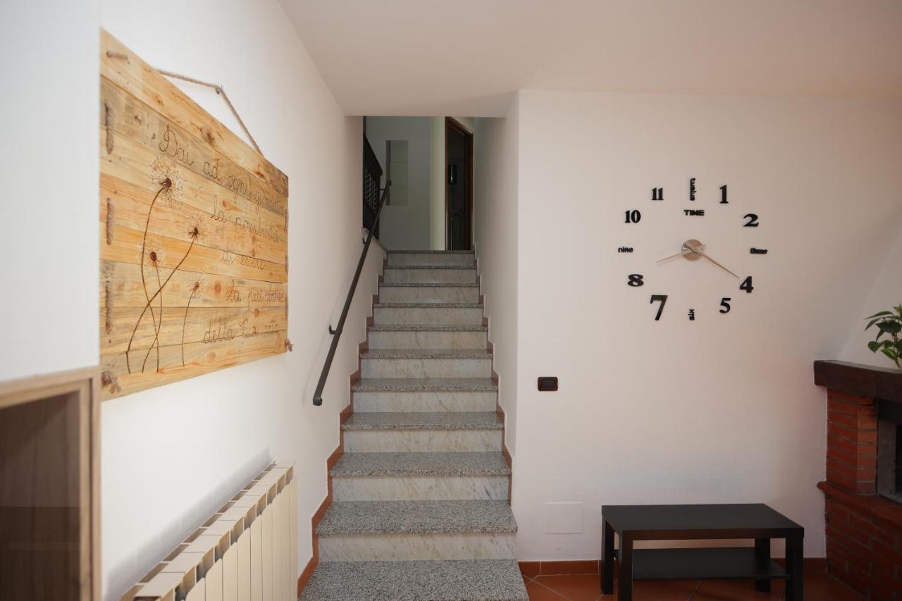 La Casa Col Portico Appartement Leivi Buitenkant foto
