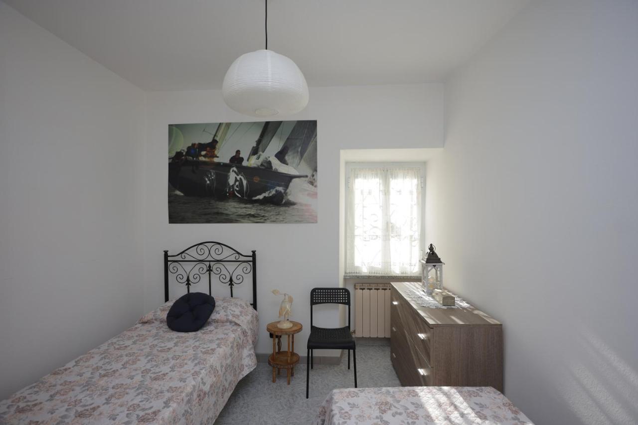 La Casa Col Portico Appartement Leivi Buitenkant foto